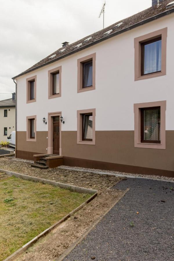 Harenhaus Bed & Breakfast Mannebach  Exterior photo